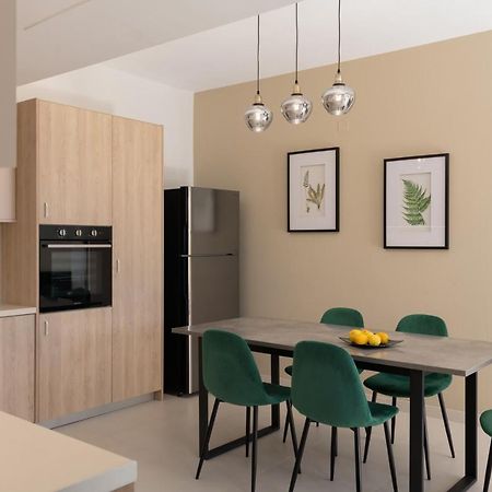 Mela Luxury Apartments Maroulás Eksteriør bilde