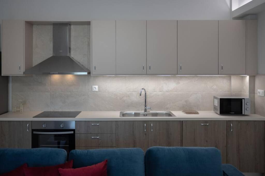 Mela Luxury Apartments Maroulás Eksteriør bilde