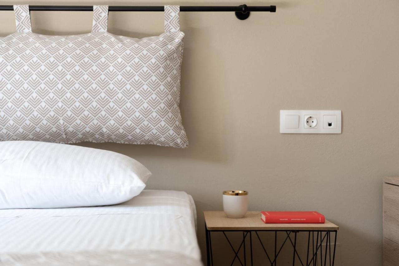 Mela Luxury Apartments Maroulás Eksteriør bilde